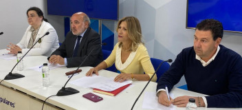 Isabel Arnas, José Manuel Aranda, Mar Vaquero e Ignacio Herrero, en rueda de prensa