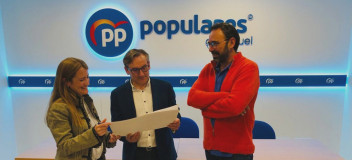 Yolanda Sevilla, Joaquín Juste y Manuel Gambaro, tras la rueda de prensa celebrada este lunes en Teruel