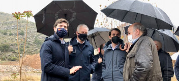 Celma, Suárez, Navarro y Aranda en las obras del embalse de Mularroya.