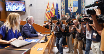 El candidato a la Presidencia de Aragón ha centrado su discurso en expresar su voluntad de reformar la actual política fiscal