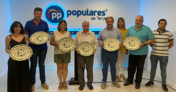 NNGG reconoció la labor de seis importantes miembros del Partido Popular de Teruel