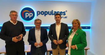 Blasco, Juste, Herrero y Pobo en la sala de prensa del Partido Popular de Teruel