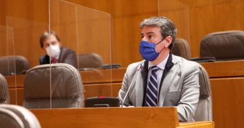 El PP obtiene el respaldo de las Cortes para otorgar cobertura legal a los bomberos voluntarios  