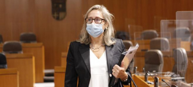 Pilar Cortés defiende el patrimonio lingüístico aragonés