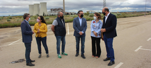 Joaquín Juste, Silvia Quílez, José Luis Iranzo, Luis María Beamonte, Yolanda Sevilla y Juan Carlos Gracia, durante su visita a Andorra