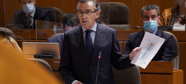 Beamonte durante su intervención en el Pleno 