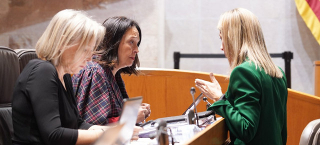 Susín, junto a Cortés y Vaquero, en el pleno