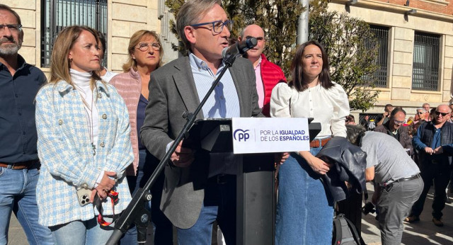 Lectura del manifiesto en Teruel